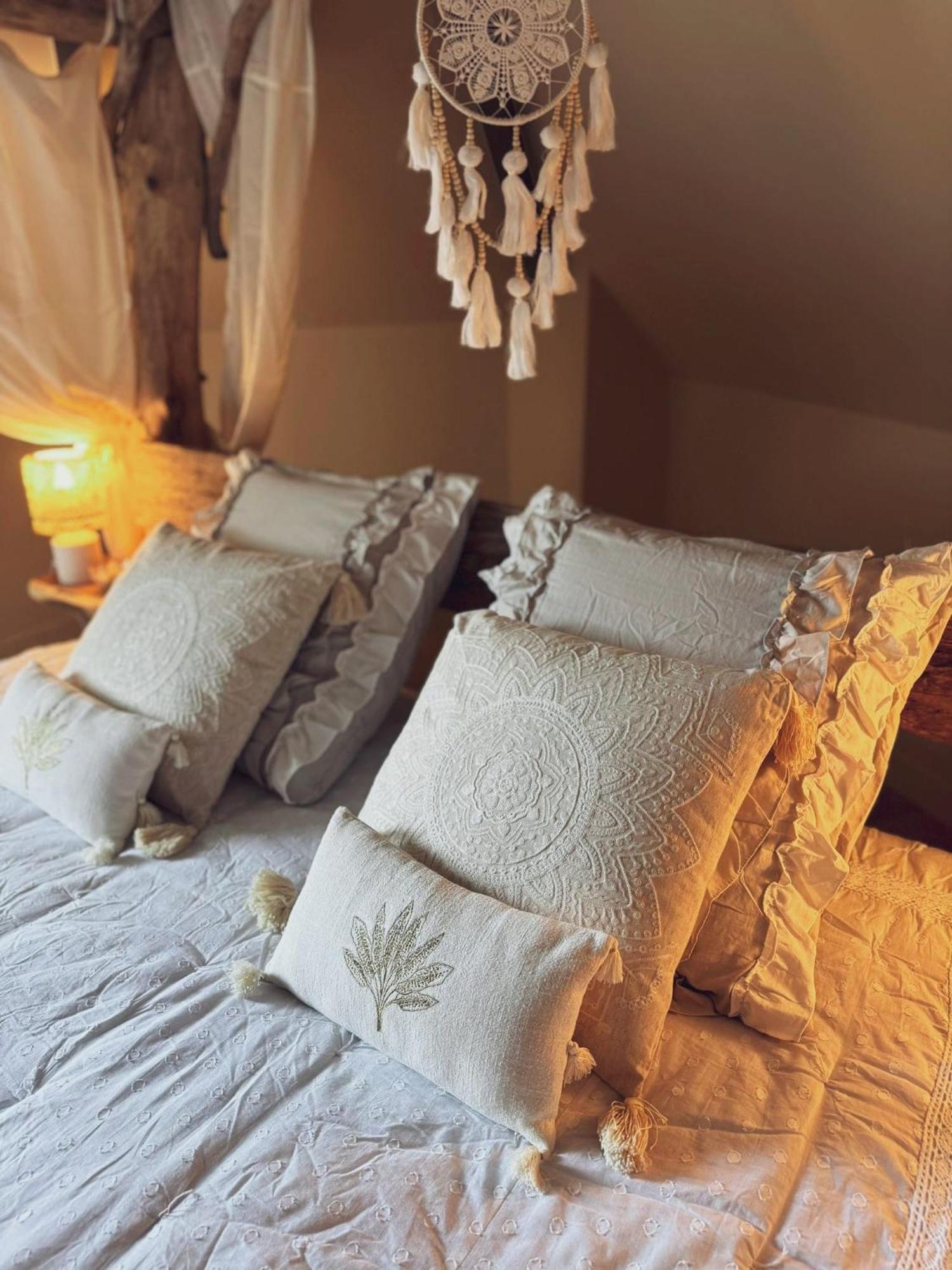 Duplex Safari Jusqu'A 4 Personnes, Spa, Cinema Et Lit Sous Les Arbres, Day Use, 10 Min Centre Amiens Buitenkant foto