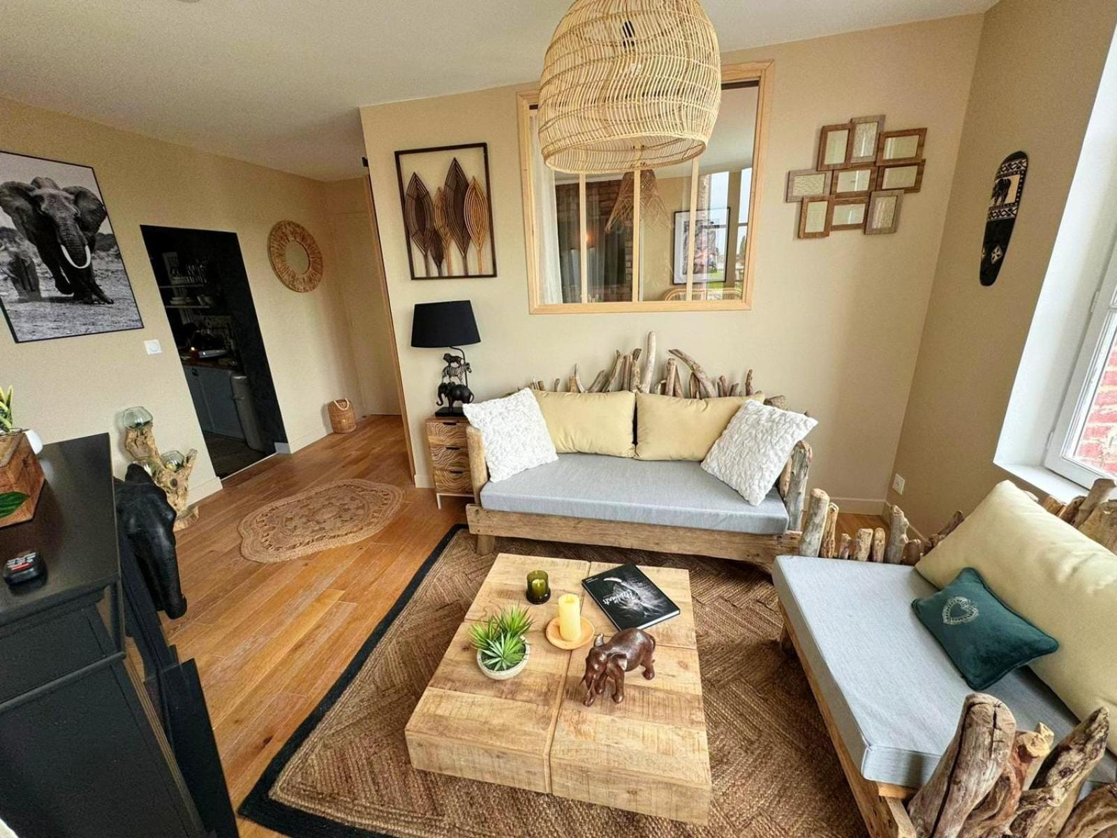 Duplex Safari Jusqu'A 4 Personnes, Spa, Cinema Et Lit Sous Les Arbres, Day Use, 10 Min Centre Amiens Buitenkant foto